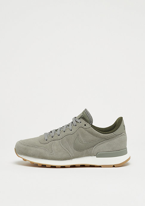 nike internationalist dark stucco nike internationalist dark stucco