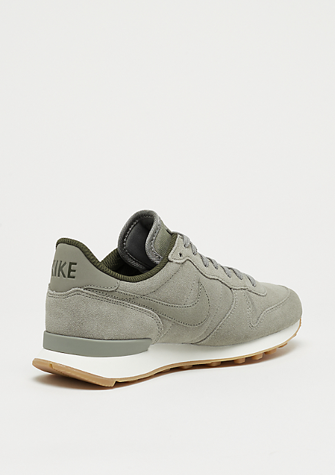 nike internationalist dark stucco nike internationalist dark stucco