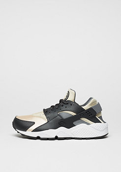 nike air huarache snipes