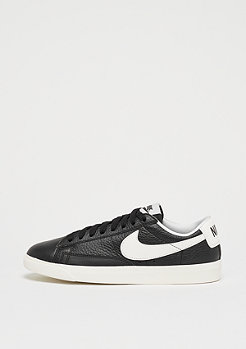 snipes blazers
