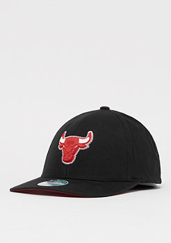 Mitchell & Ness NBA Chicago Bulls Biowashed Zig Zag 110 Curved Snap black 