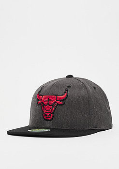 Mitchell & Ness NBA Chicago Bulls 2Tone Logo 110 Flat Snap black/charcoal 