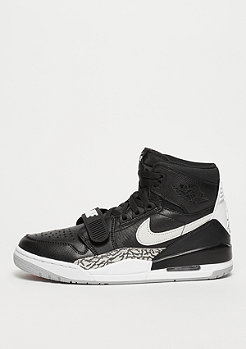 JORDAN Air Jordan Legacy 312 black/white 