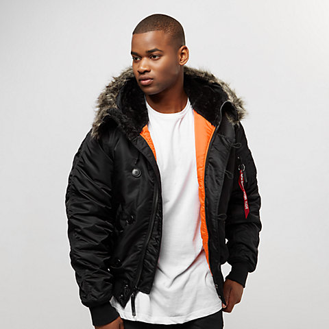 Alpha Industries jetzt im SNIPES Onlineshop bestellen Alpha Industries jetzt im SNIPES Onlineshop bestellen